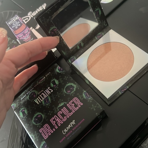 Villain Colorpop Dr Facilier - Picture 9 of 9